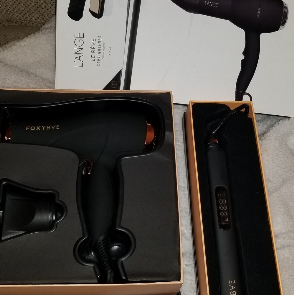 Foxybae straightener and blow dryer